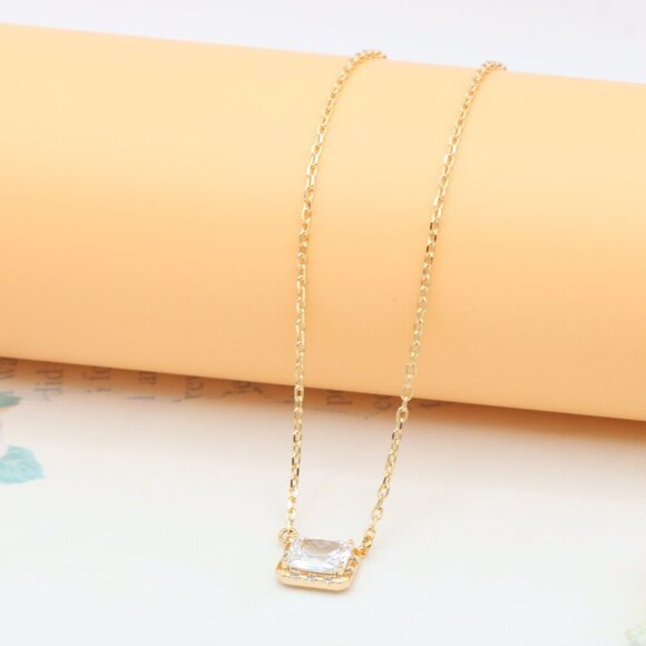 "Elegant Rose Gold Necklace with Crystal Charm, XPNL0392 - Picture 9 of 13